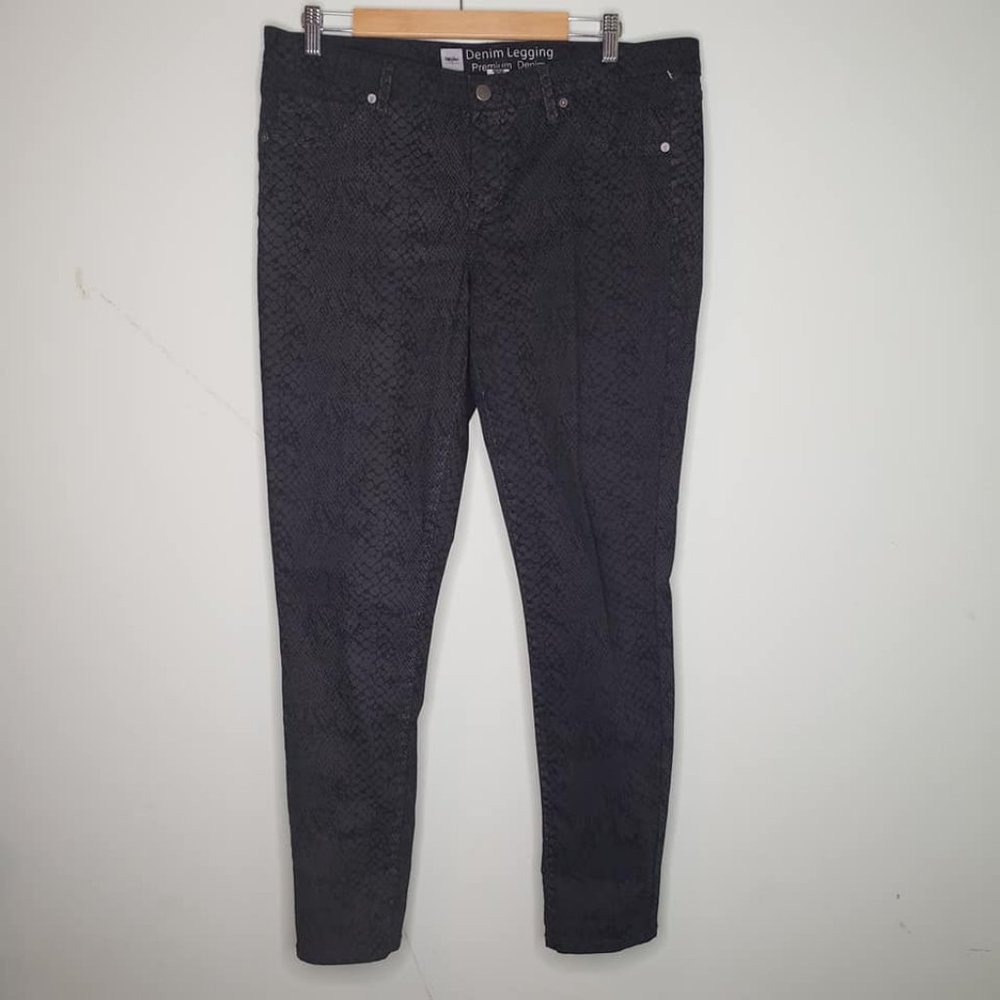 Black on Black Denim Leggings